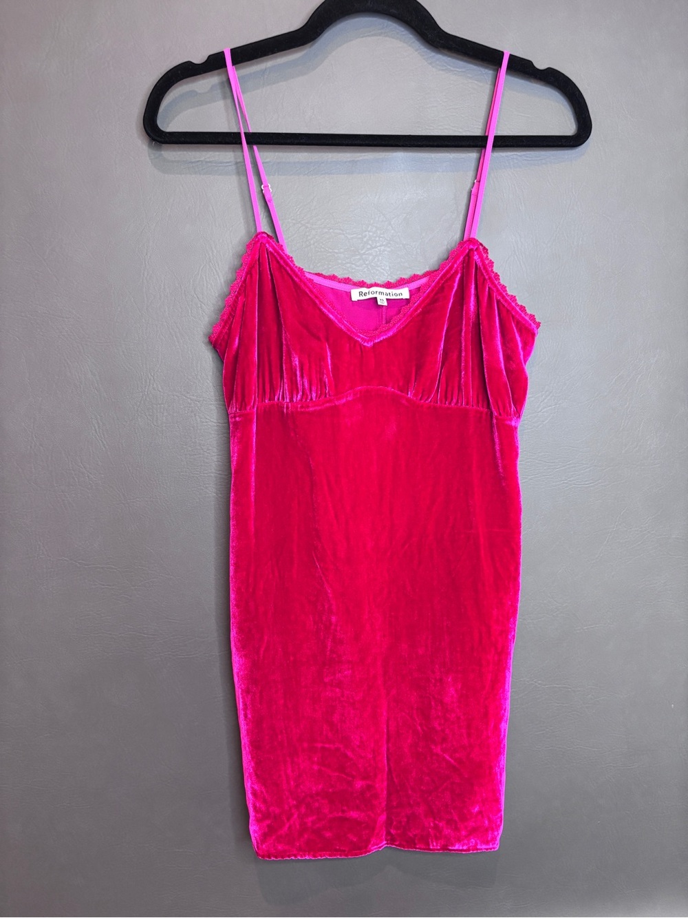 Reformation XS Hot Pink Velvet Silk Blend Camisole Top Lace Trim Y2K